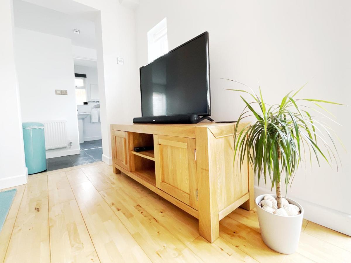 White Eden - Explore Cornwall From A Comfy Central Appartment St Austell Εξωτερικό φωτογραφία